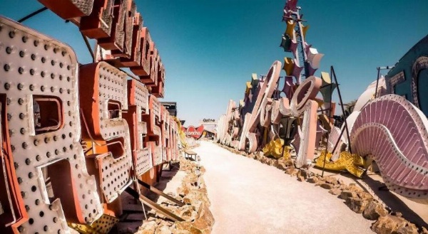 Shalimar Hostel image 15